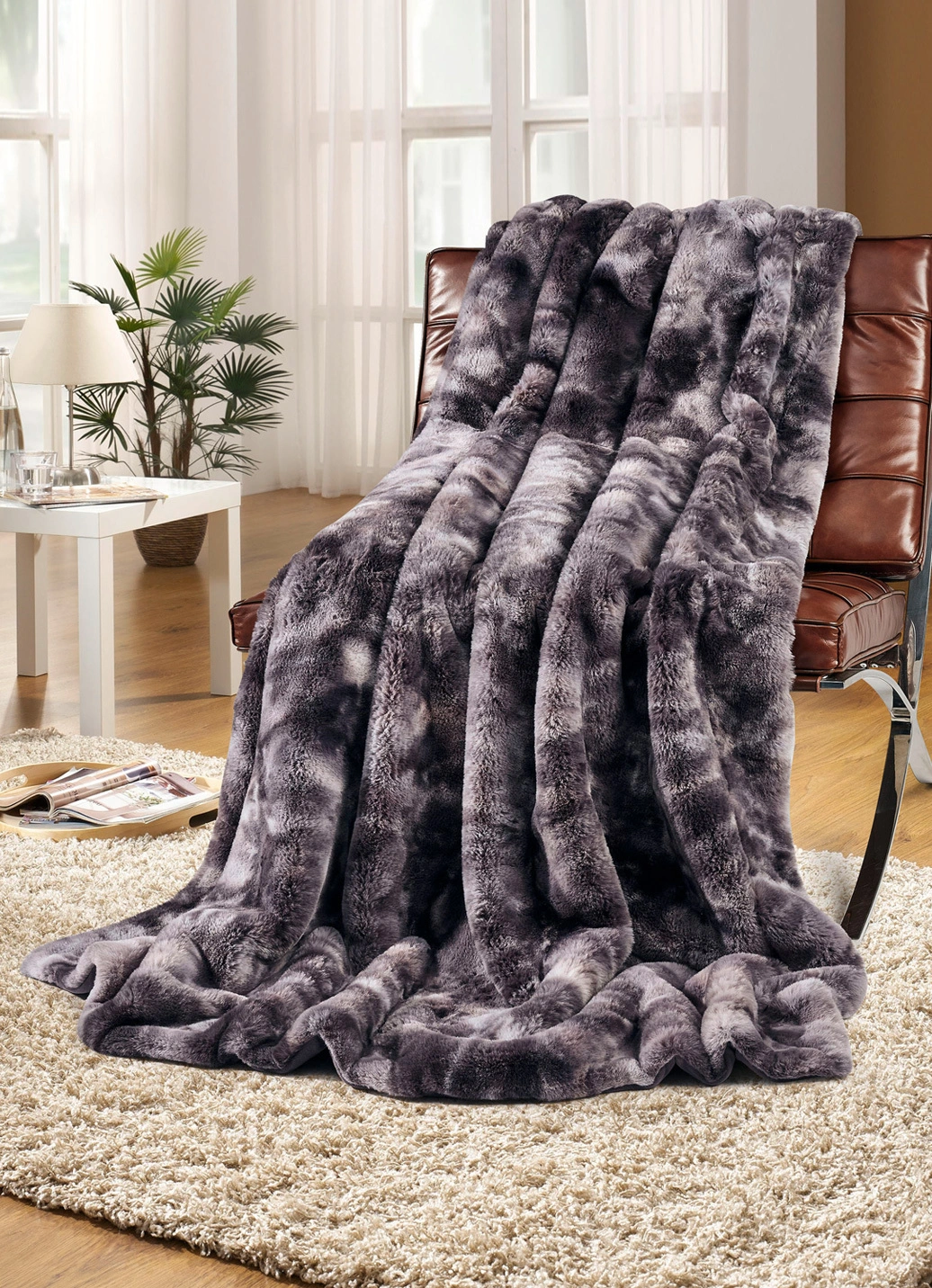 Felldecke Aus Naturgetreuem Webpelz 4 Felldecke Aus Naturgetreuem Webpelz – Bild 2