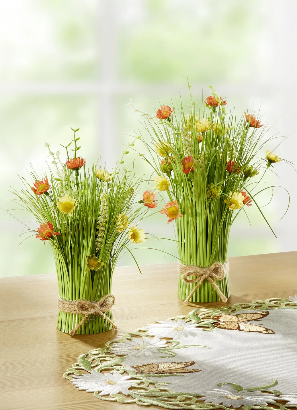 Frühlingsstrauß In Natürlichen Farben 4 Frühlingsstrauß In Natürlichen Farben – Bild 2