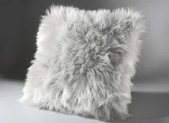 Kuschelige Brücken, Teppiche Und Dekokissen Im Naturgetreuen Kunstfell -Kunst Textilpflanzen Verkäufe kuschelige bruecken teppiche und dekokissen im naturgetreuen kunstfell farbe silber groesse 915