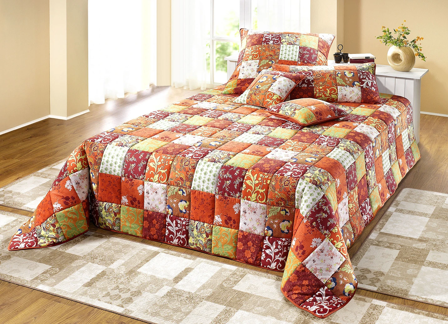 Tagesdecken Und Kissenbezüge In Patchwork-Optik Aus Baumwolle 8 Tagesdecken Und Kissenbezüge In Patchwork-Optik Aus Baumwolle – Bild 6