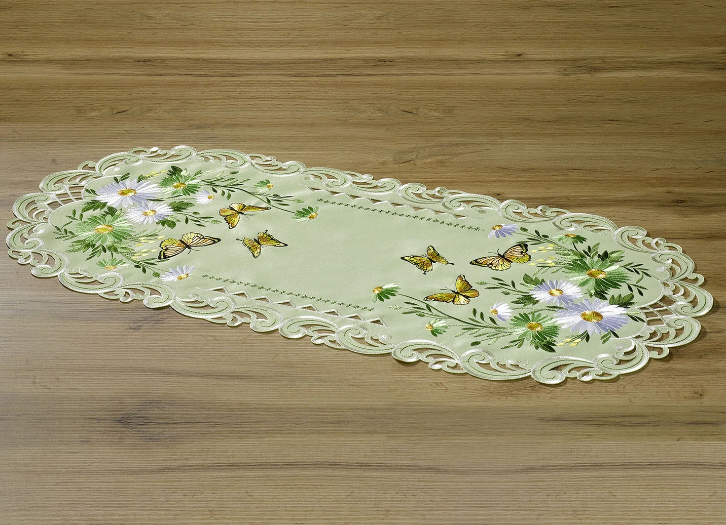 Tisch- Und Raumdekoration Mit Blumen Und Schmetterlingen 4 Tisch- Und Raumdekoration Mit Blumen Und Schmetterlingen – Bild 2