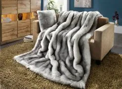 Wohn-Accessoires Aus Naturgetreuem Langhaar-Webpelz 7 Wohn-Accessoires Aus Naturgetreuem Langhaar-Webpelz -Kunst Textilpflanzen Verkäufe wohn accessoires aus naturgetreuem langhaar webpelz farbe weiss silber meliert groesse 910